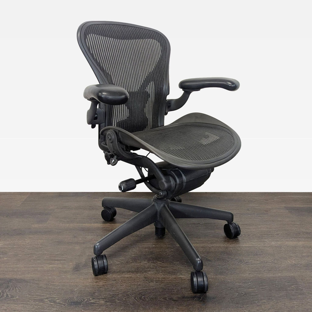 Herman Miller Aeron Size A Ergonomic Office Chair - Black Mesh