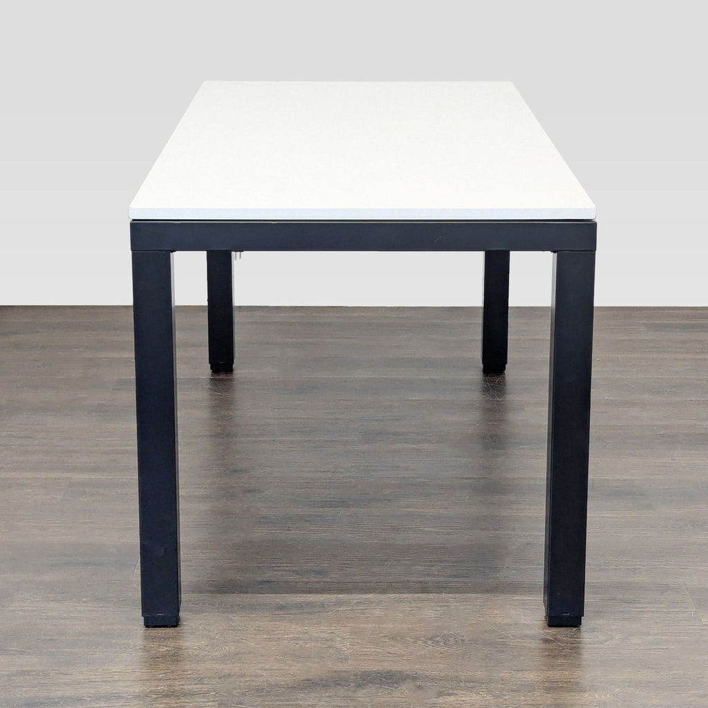 Room and Board Parsons Electric Adjustable Height Desk – Simple Modern Design