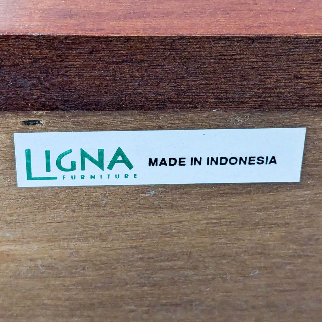 1069830