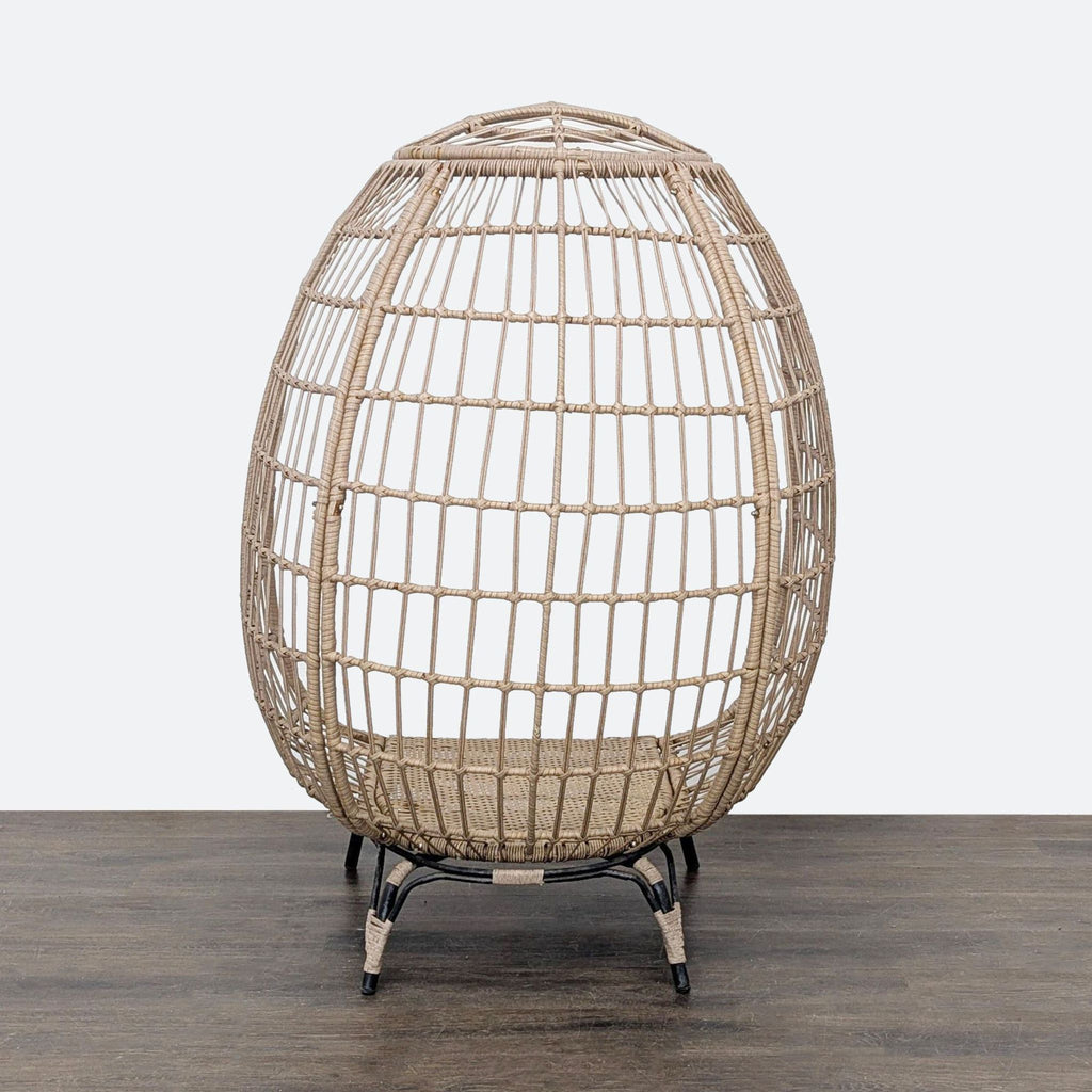 Modern All Weather Rattan Egg-Shaped Wicker Chair with Metal Legs