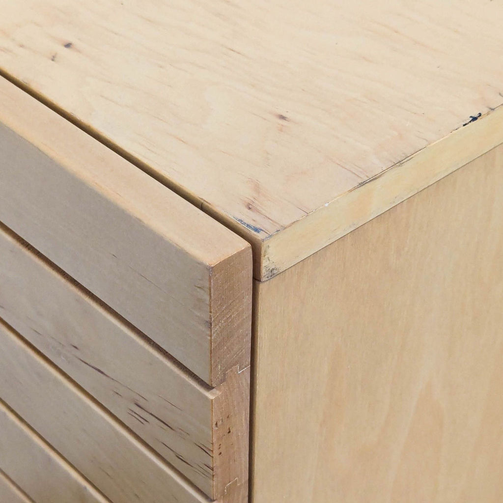 Contemporary 5-Drawer Lingerie Chest / Tall Chest - Accepted Offer (36.97% discount)