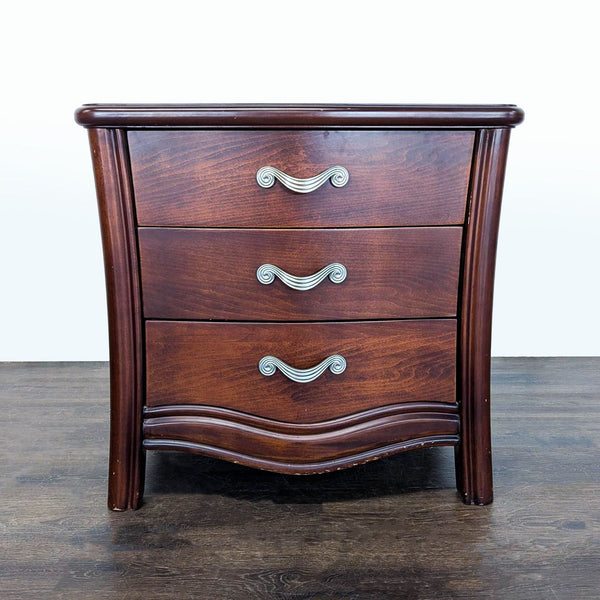 Certainly! Since you haven't provided the images or their full description, I will draft three distinct, general alt text examples for an "End Table." If you clarify the visual details, I can revise these for more accuracy.