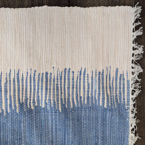 1070183