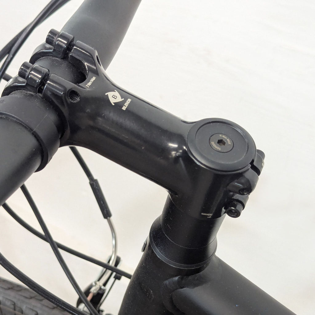 Trek Hybrid Outdoor Bike – Lightweight, Reliable, Ready to Ride!