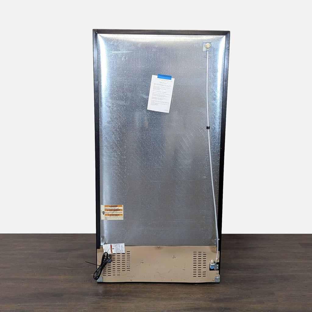 Whirlpool Black Top Freezer Refrigerator - Reliable and Spacious