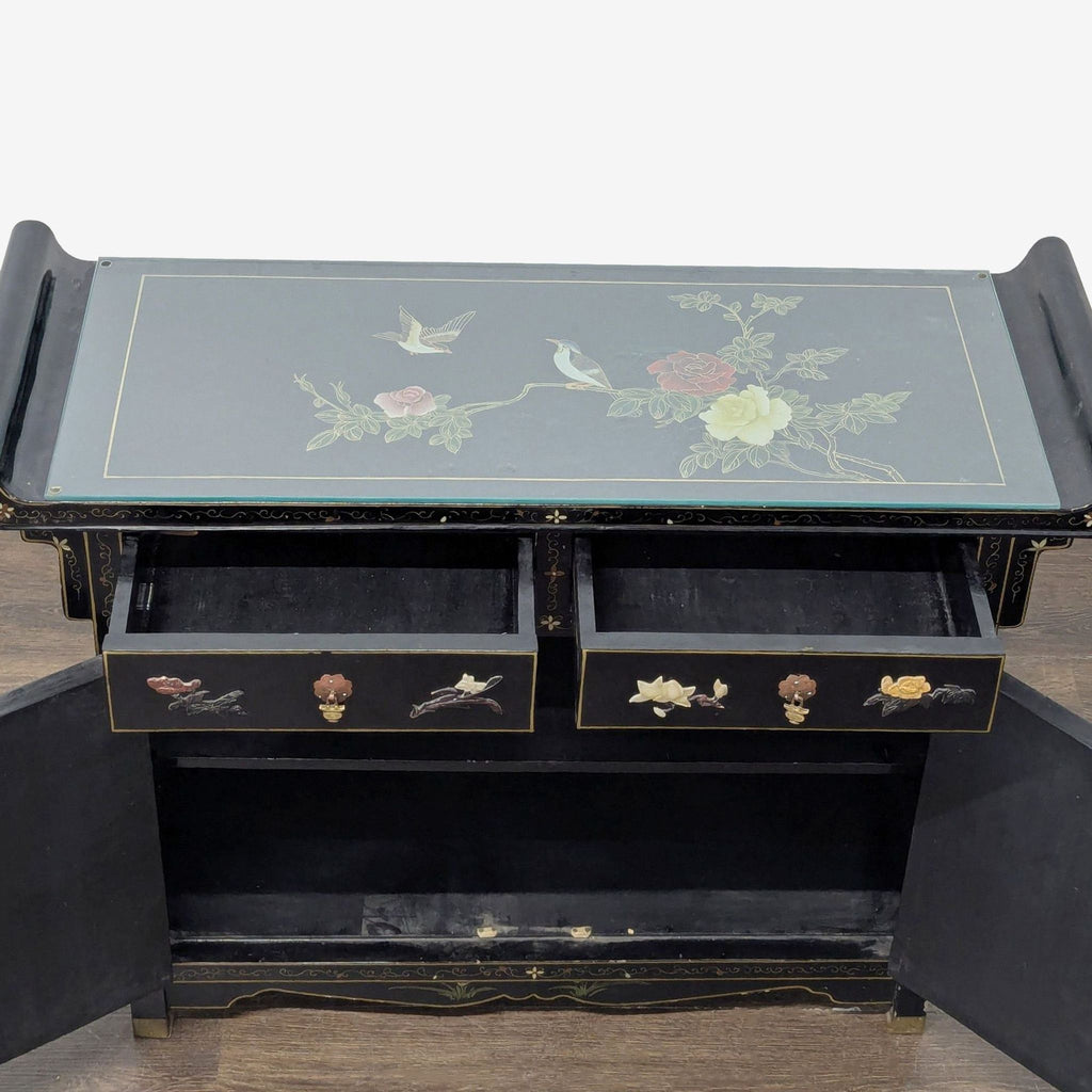 Chinese Cabinet