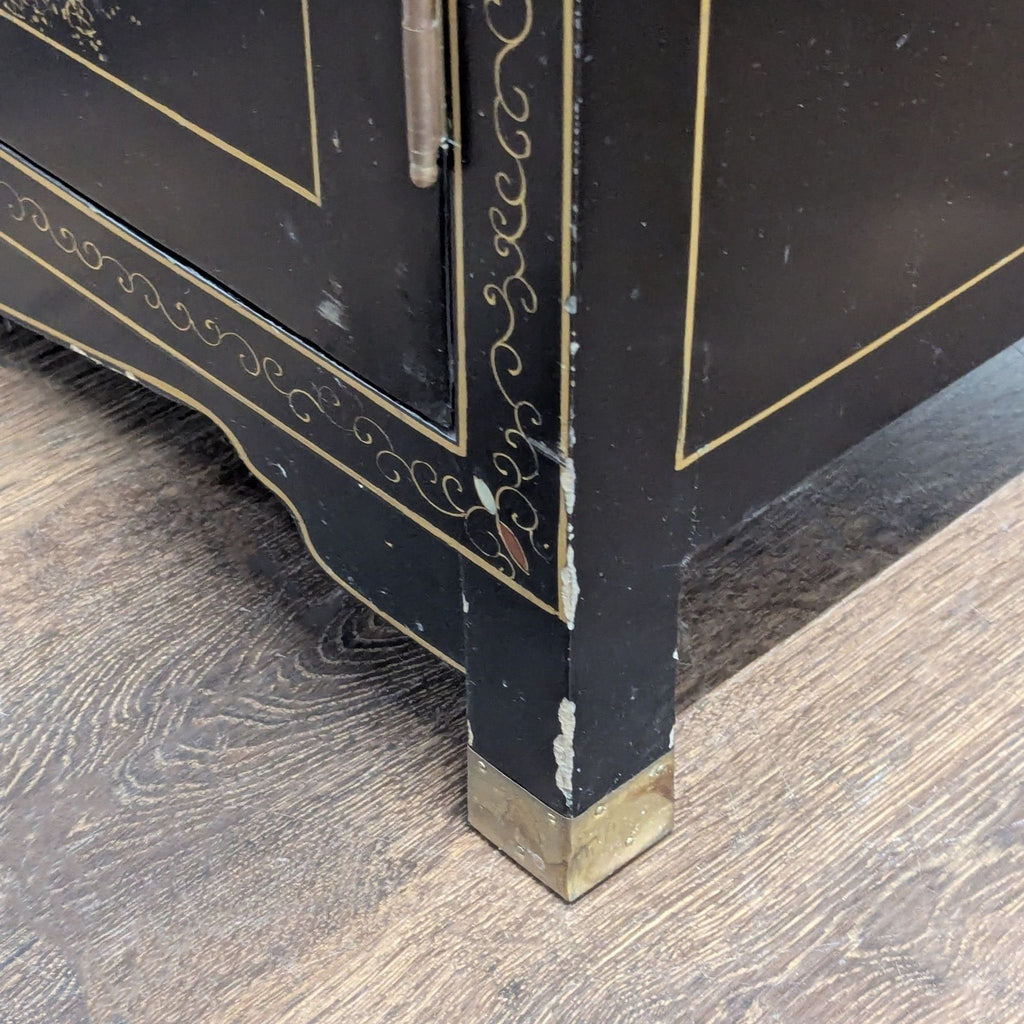 Chinese Cabinet