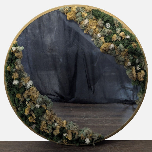 Circular Mirror with moss frame