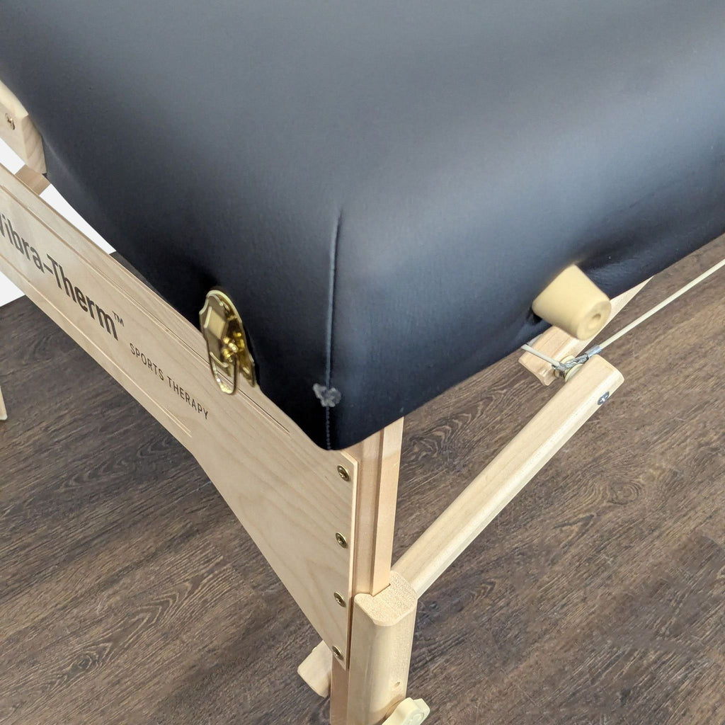 Earthlite Vibra-Therm Sports Therapy Massage Table - Accepted Offer (20.83% discount)