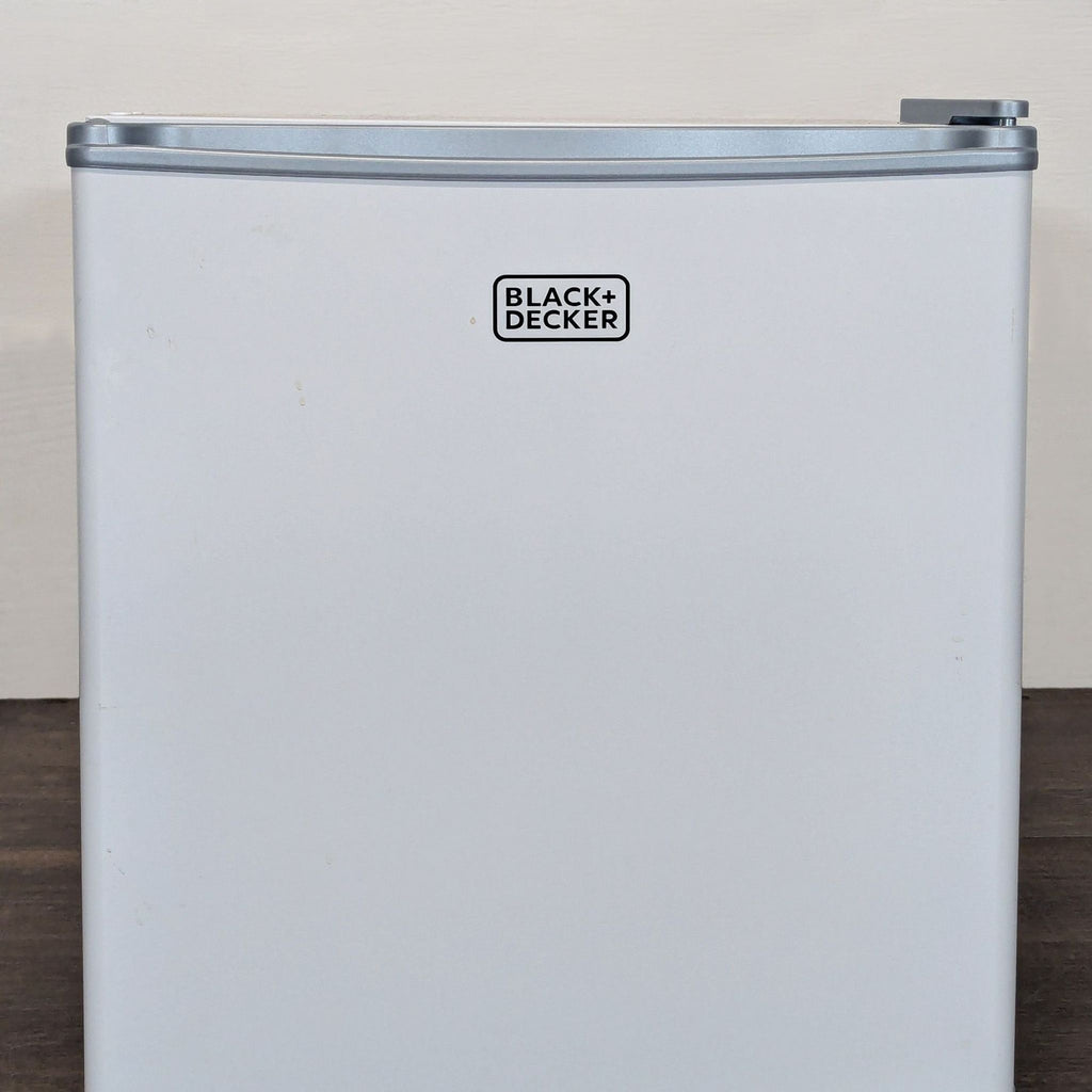 Black + Decker Compact Mini Refrigerator – White, Space-Saving Design