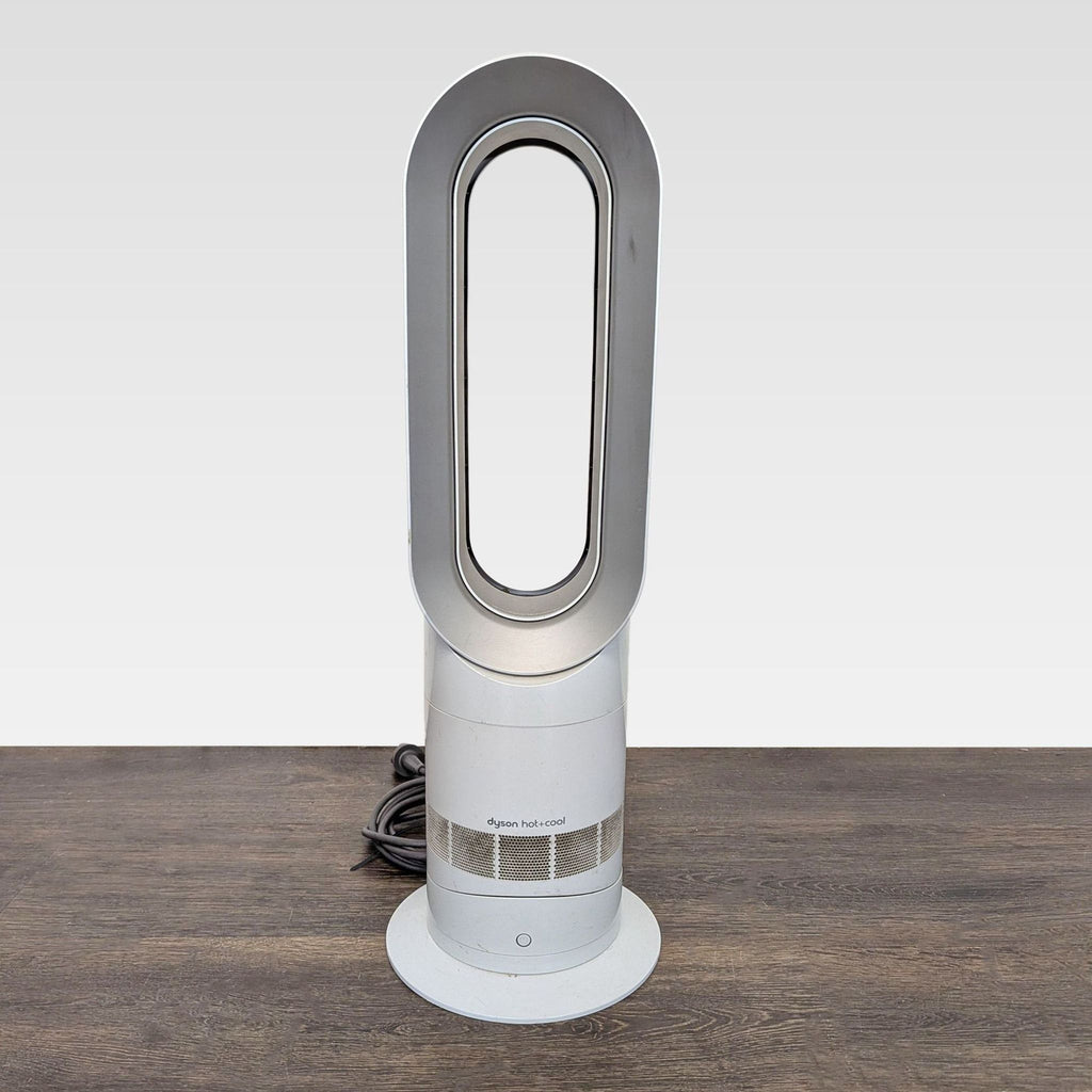 Dyson Hot+Cool AM05 bladeless fan and heater in white and silver, ideal for year-round use.  