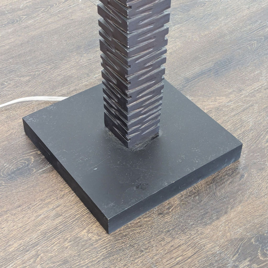 1070333