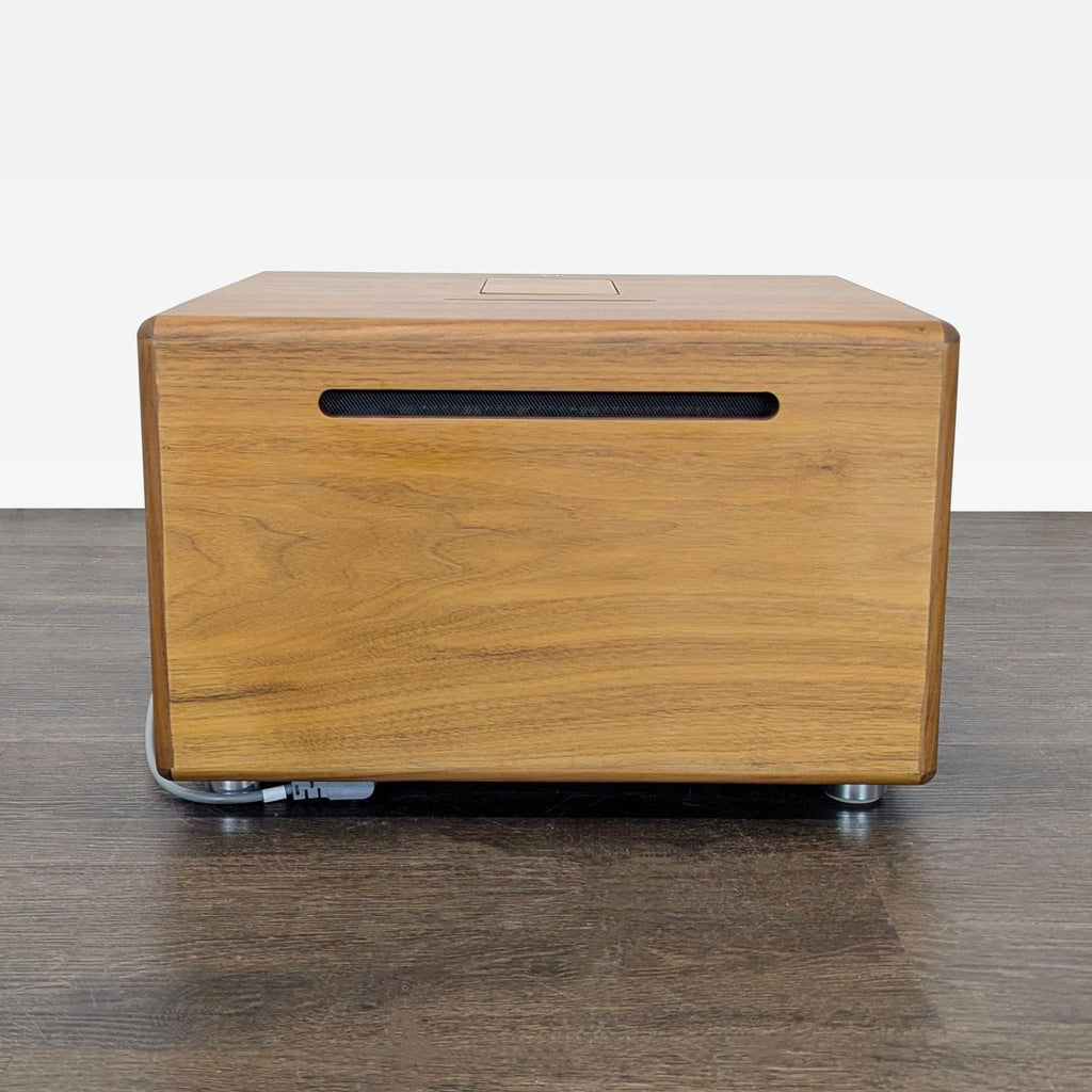 Geneva Speaker