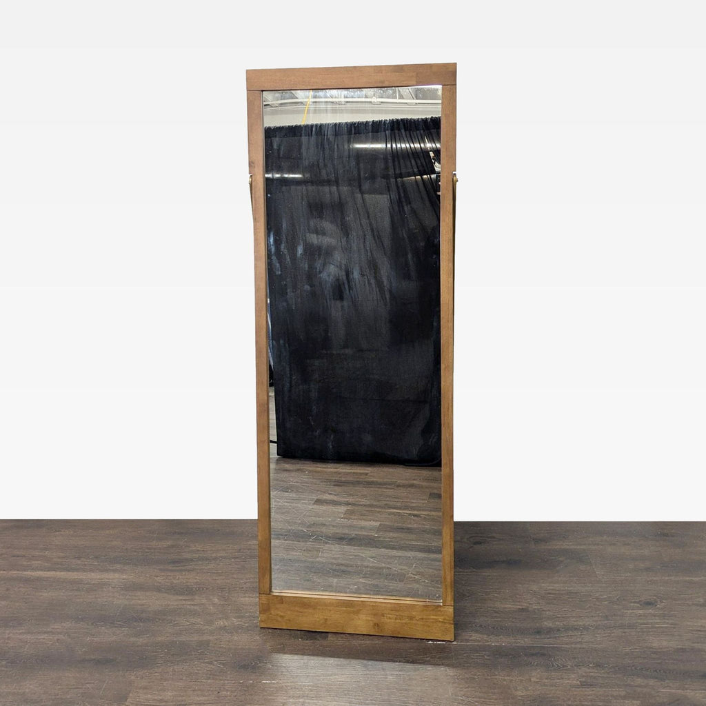 Article Bella Walnut Mirror