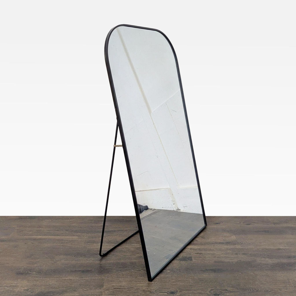 Arched Standing Mirror with Metal Frame