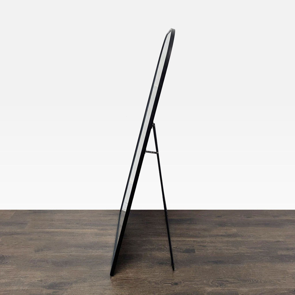 Arched Standing Mirror with Metal Frame