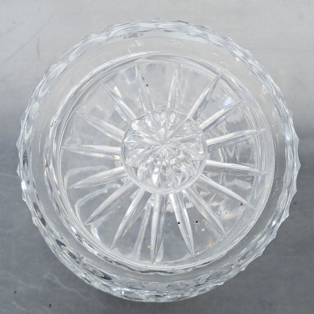 Decorative Ceska glassware jar featuring intricate lattice design and lid, blends beauty with functionality.