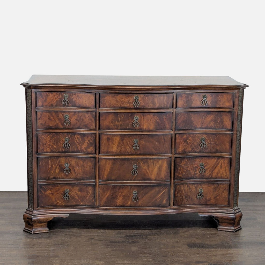 Fine Furniture Design & Marketing RayLen Vineyards (410-144) Traditional 12-Drawer Dresser