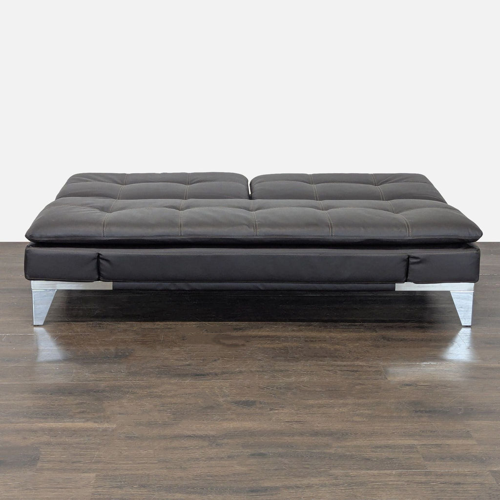 Certainly! However, I don’t see the images attached or included in your message. If you can provide the images or describe their visual features, I can create three distinct alt texts tailored to them. For now, I’ll provide three general examples for a 3-seat Relax-A-Lounger sofa: