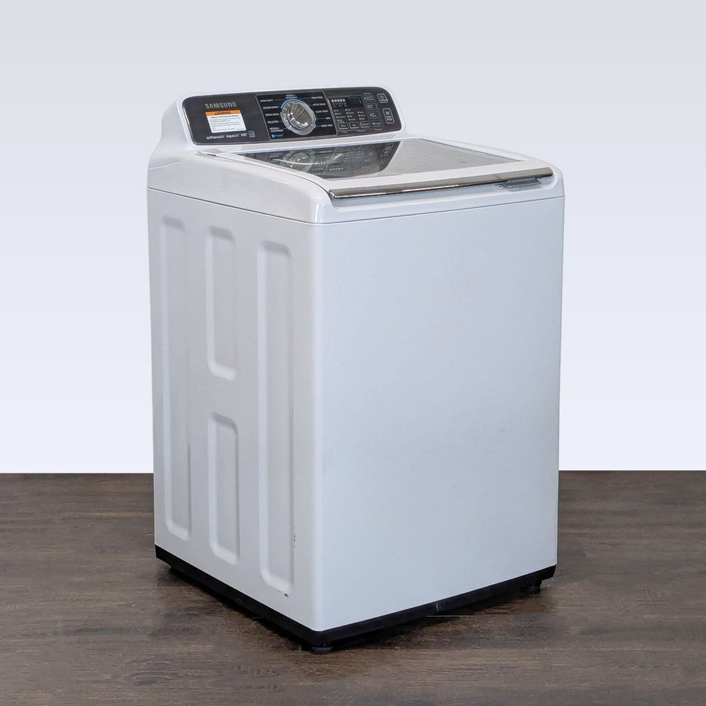 Modern Samsung washer featuring a glass lid and simple control panel, suitable for efficient home laundry.