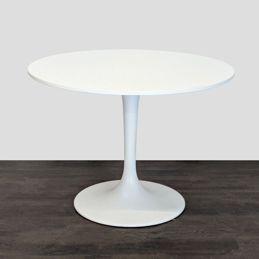 IKEA DOCKSTA Round Pedestal Dining Table with 4 Wishbone-Style Woven Chairs