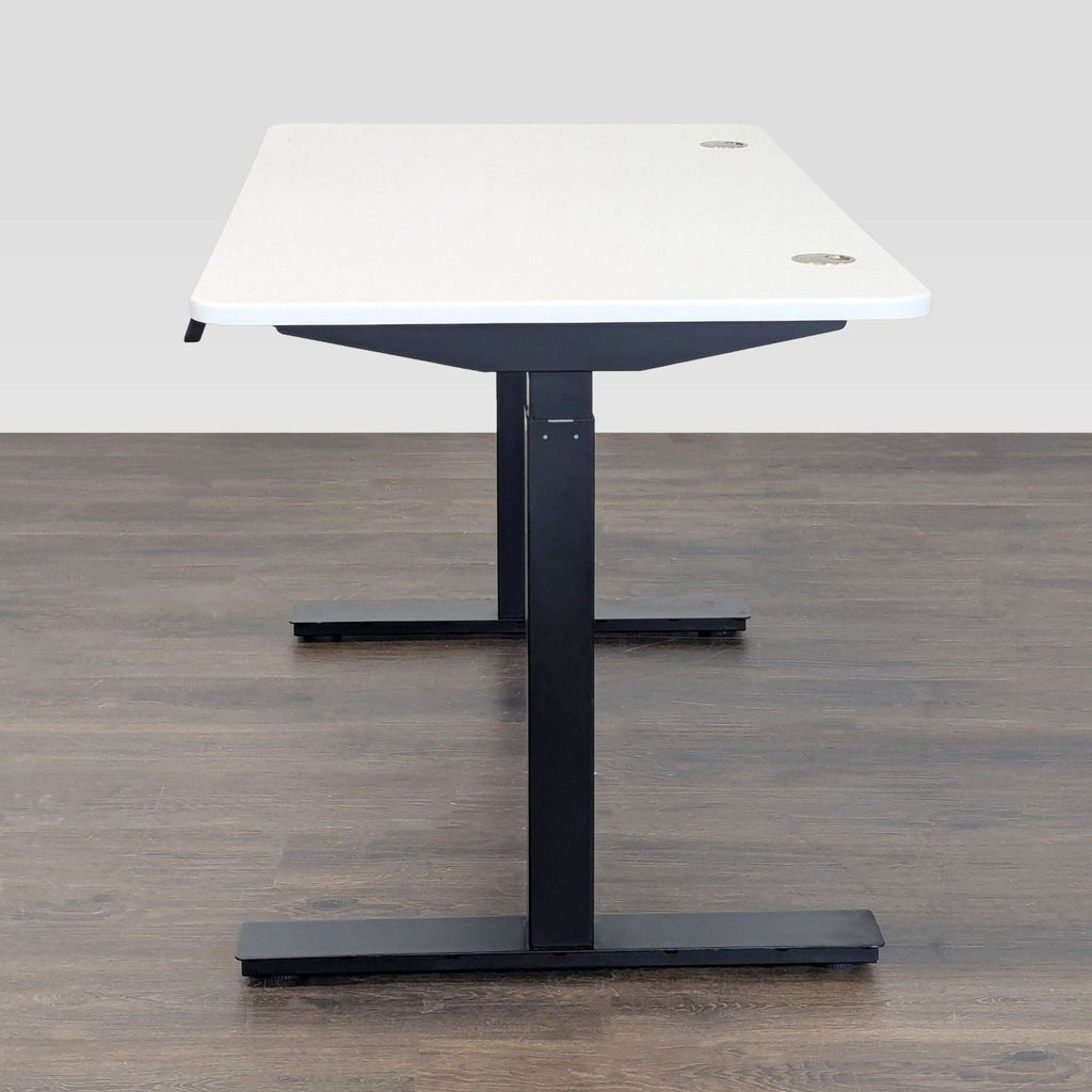 Autonomous Electric Adjustable Standing Desk – White Top, Black Frame