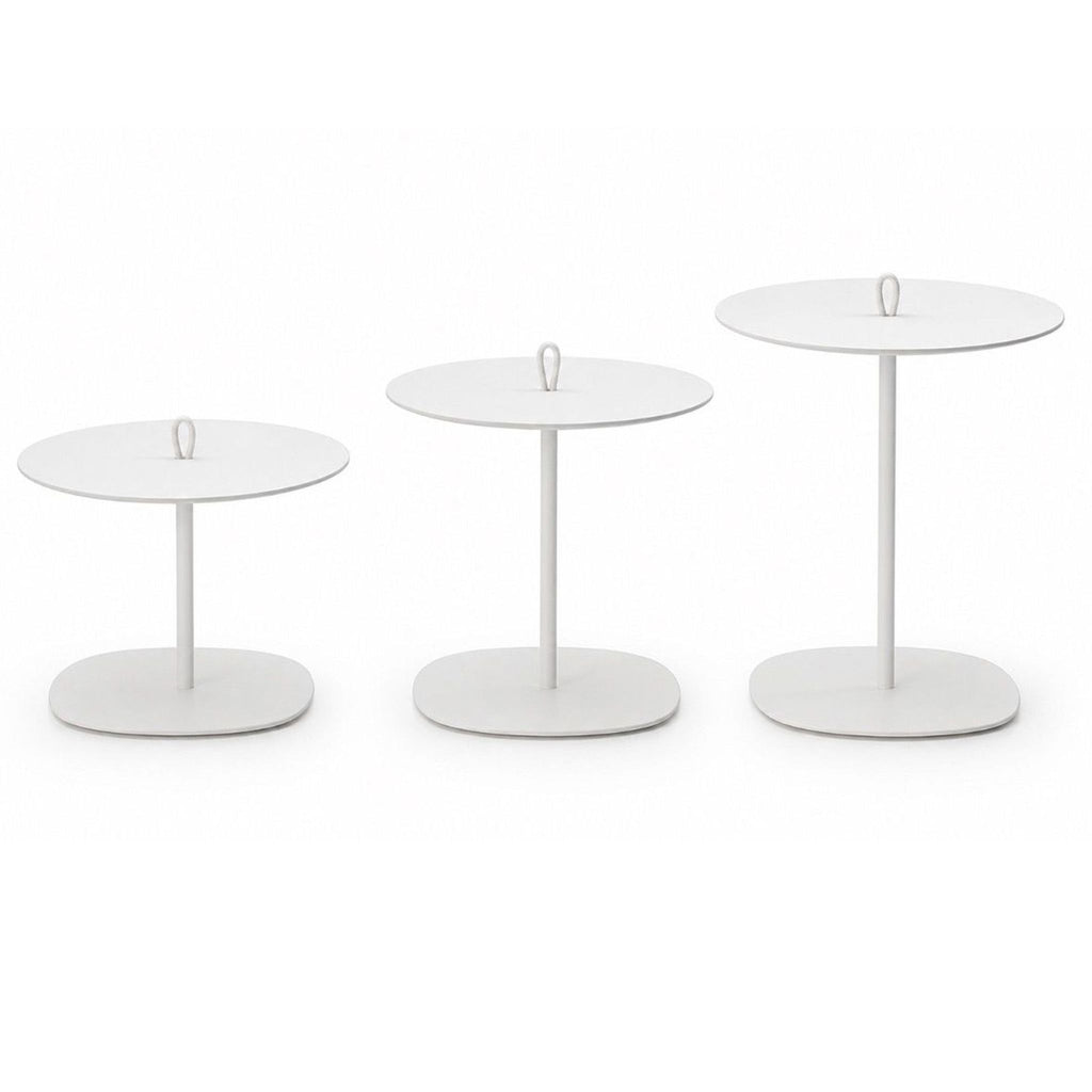 Modern side table by Paola Lenti with aluminum frame and a central rope handle, designed by Victor Carrasco.  