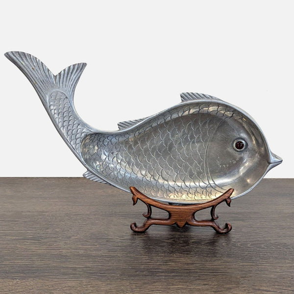 Metal Fish Dish on Wood Stand - Accepted Offer (34.88% discount)