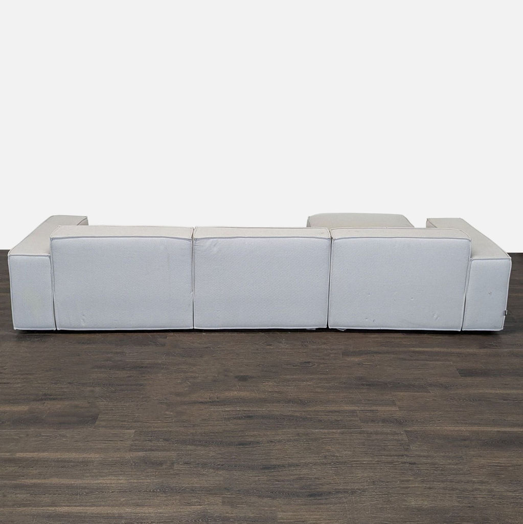 Rove Concepts Porter Sectional, Reg price $2040, Year: 2022, Slight pilling that can be removed with a sweater shaver.
Rove Concepts Porter Sectional, Reg price $2040, Year: 2022, Slight pilling that can be removed with a sweater shaver.
Rove Concept