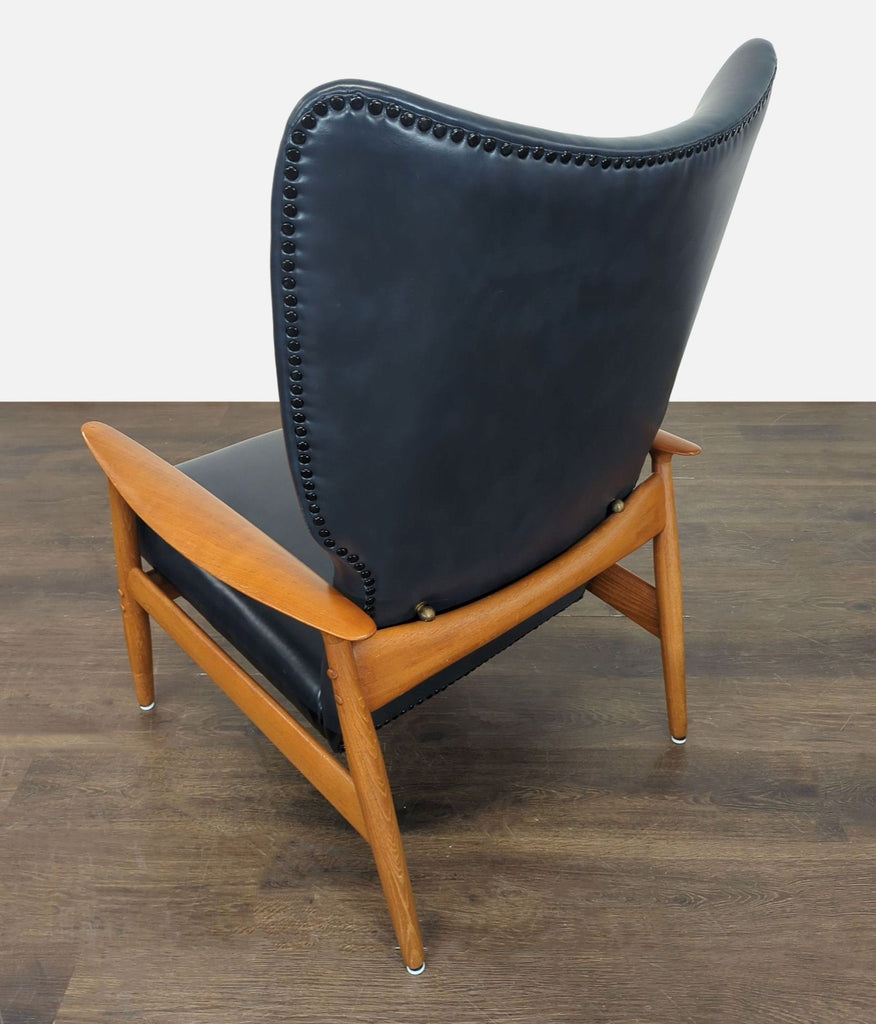 John Boné Lounge Chair and Ottoman Set – Leather Upholstery, Wooden Frame
