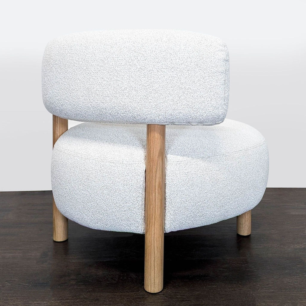 Ikea
Stockholm 2025 Armchair
Original Price $400
Perfect Condition
https://www.ikea.com/us/en/p/stockholm-2025-armchair-djurmo-gray-white-40594754/