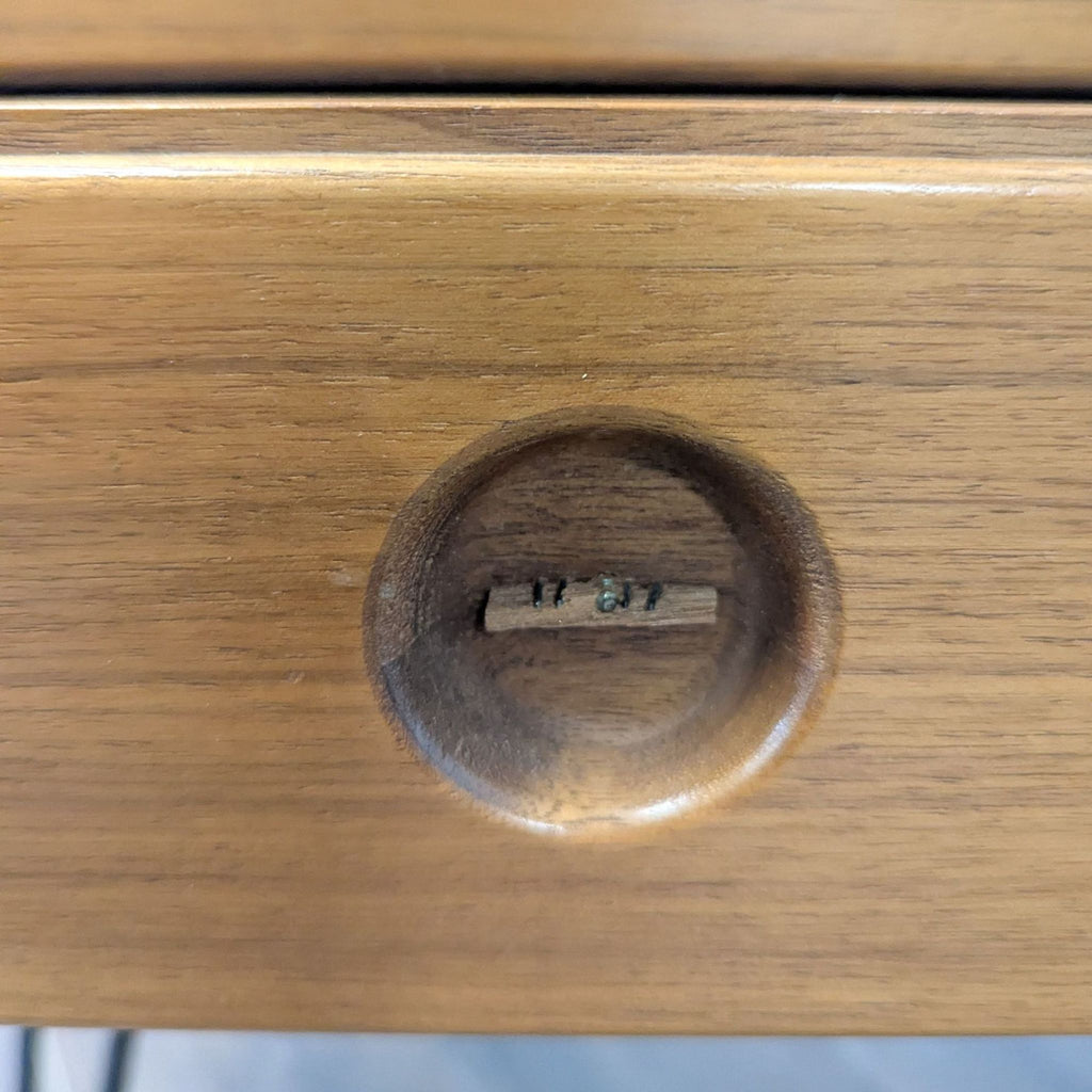 Mid-Century Modern 6-Drawer Dresser with Hairpin Legs