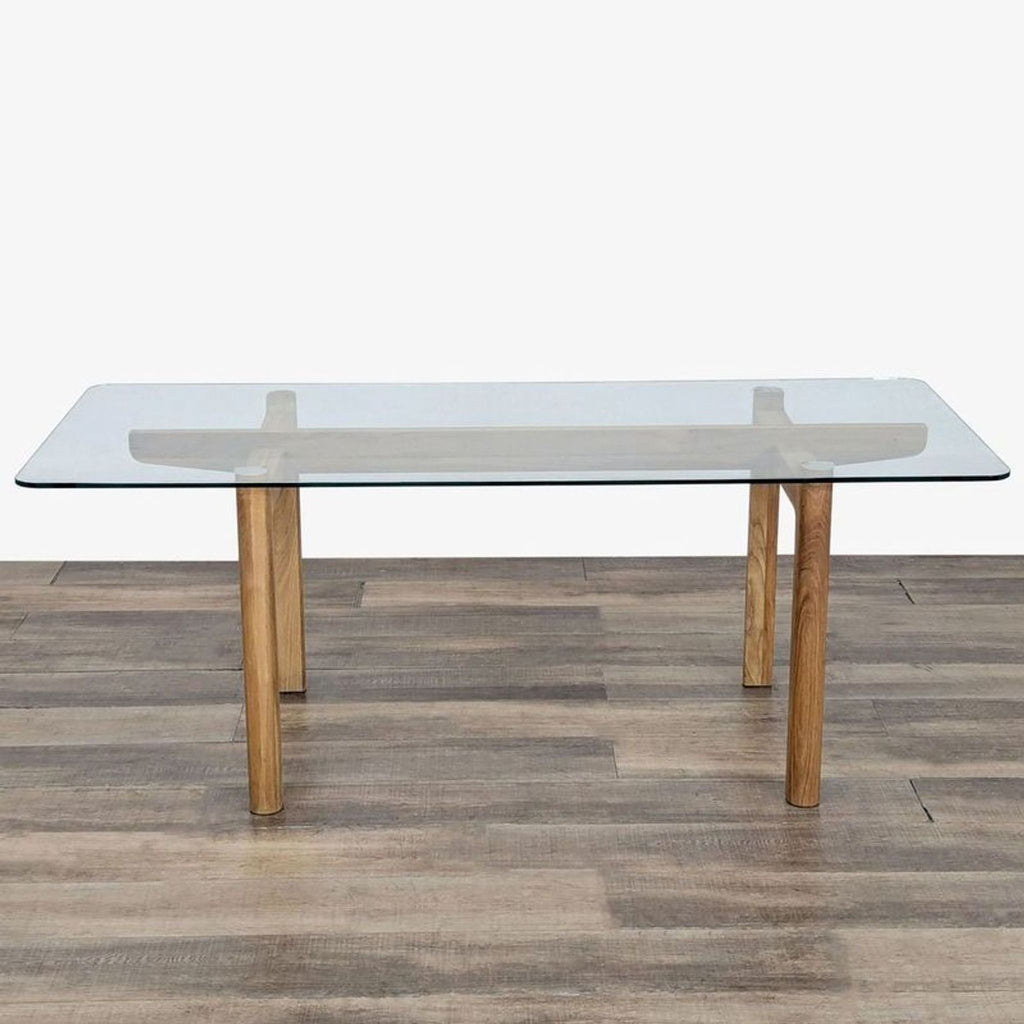 EQ3 Place Dining Table