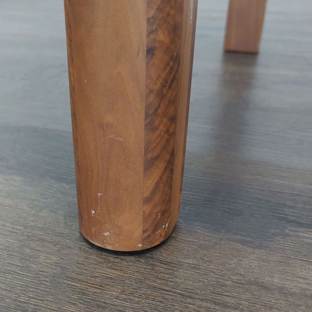 EQ3 Place Dining Table