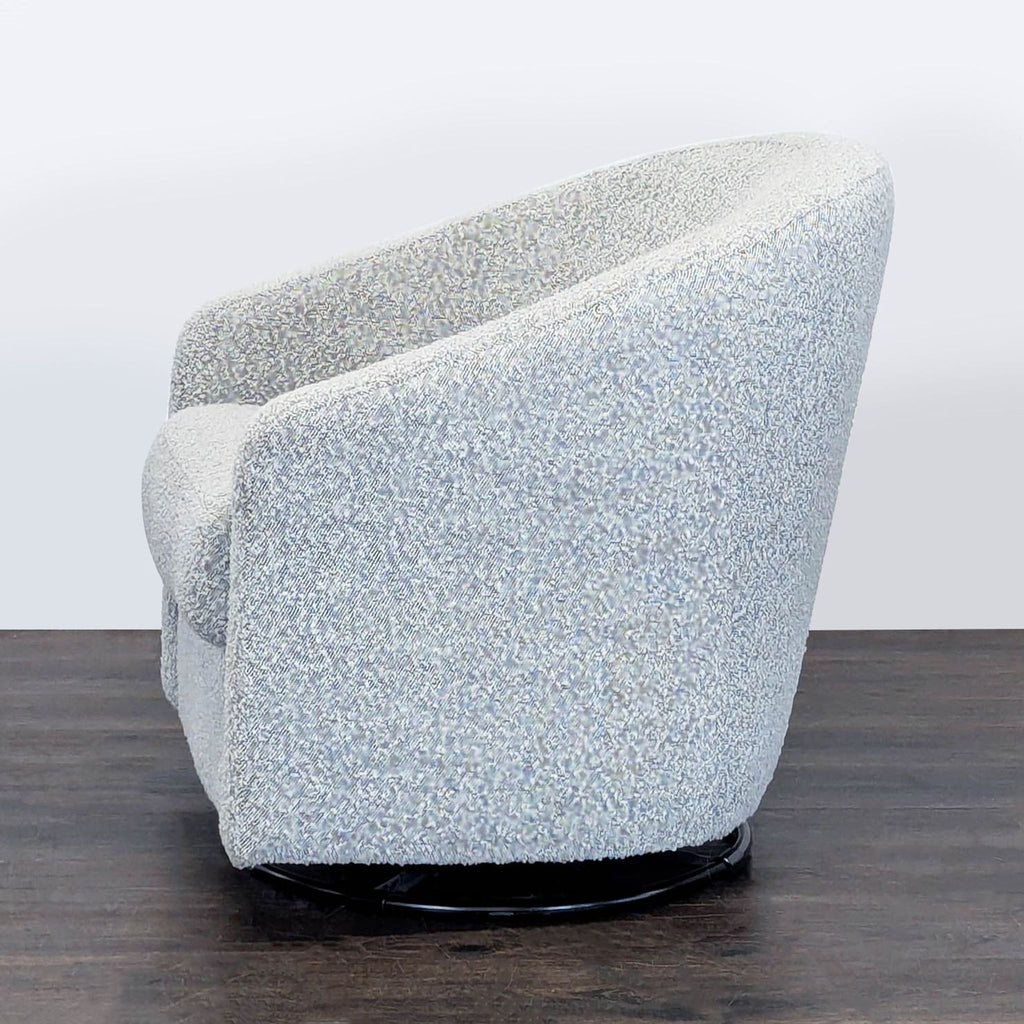 1071351