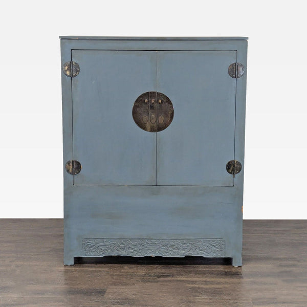 Certainly! However, it appears that you have not attached any images or provided a full description of the item. Please upload the images or share the description, and I'll provide three distinct summarized alt texts as requested.