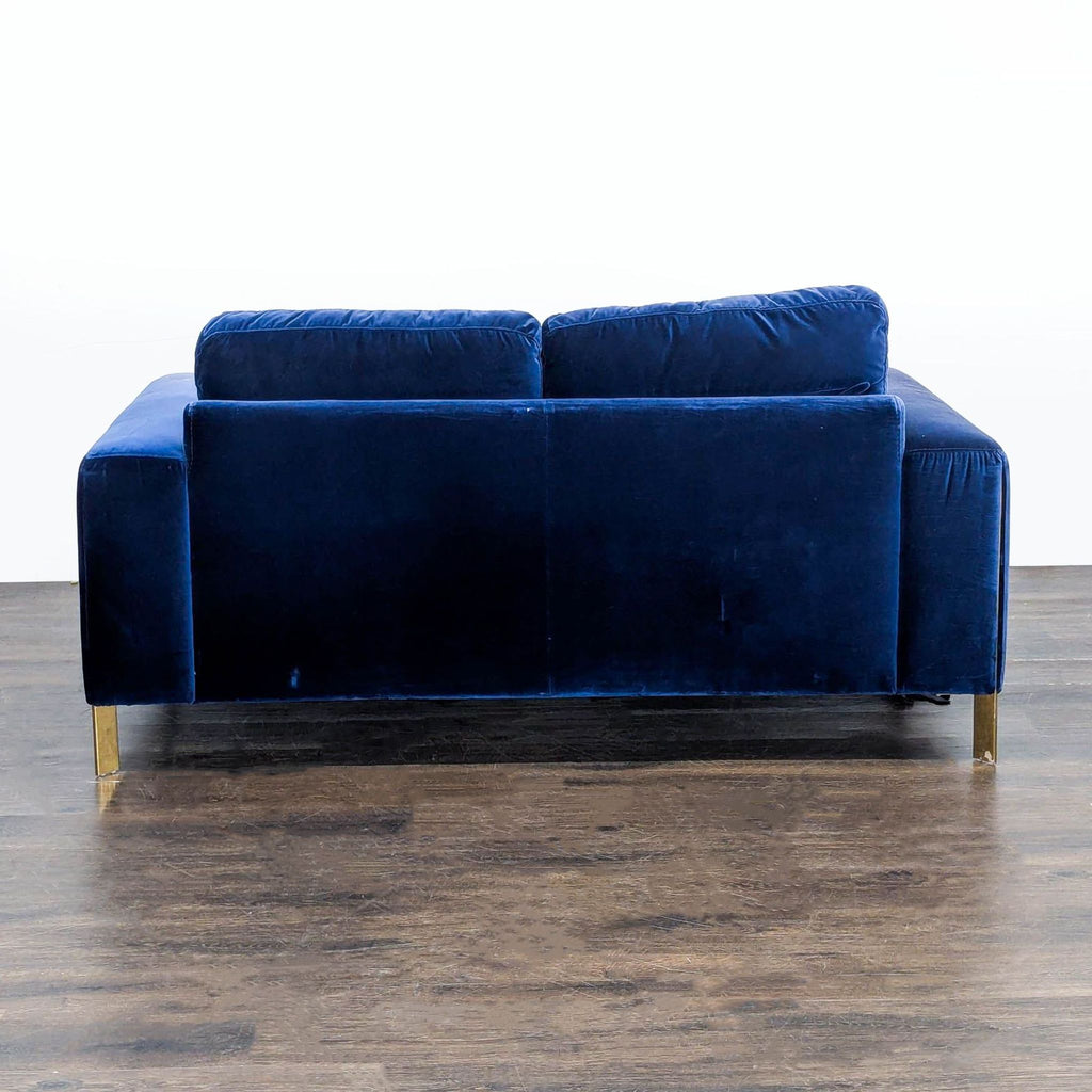 1071306