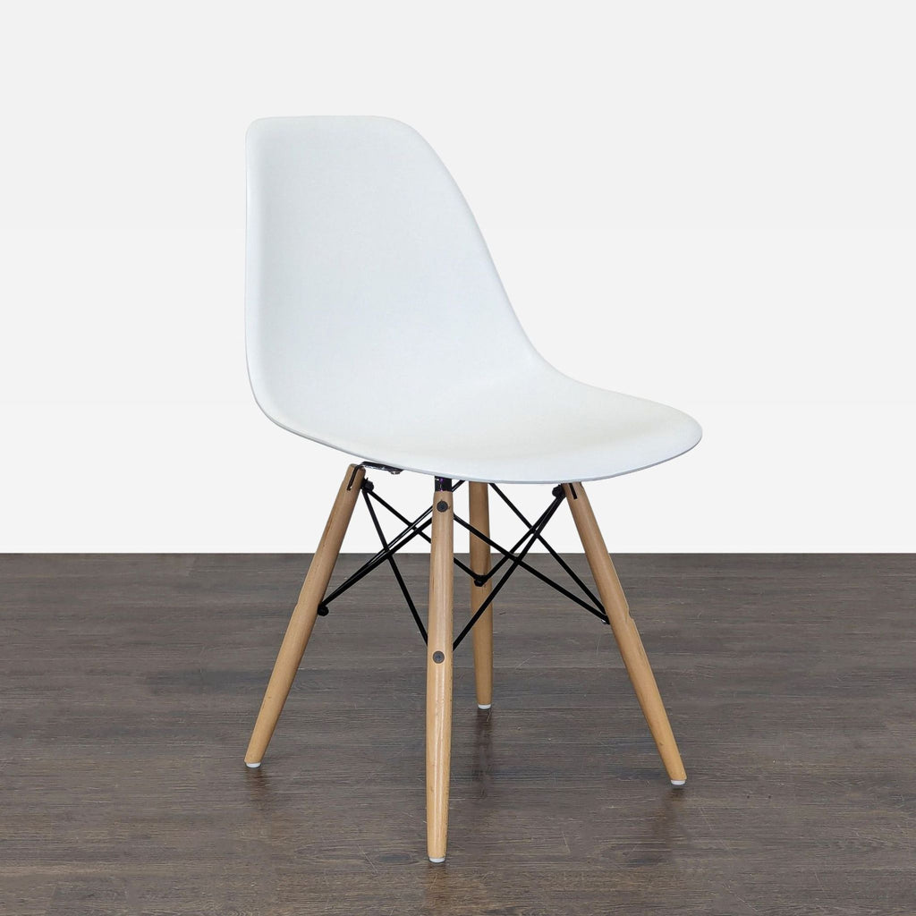 Molded Eiffel Dining Chair