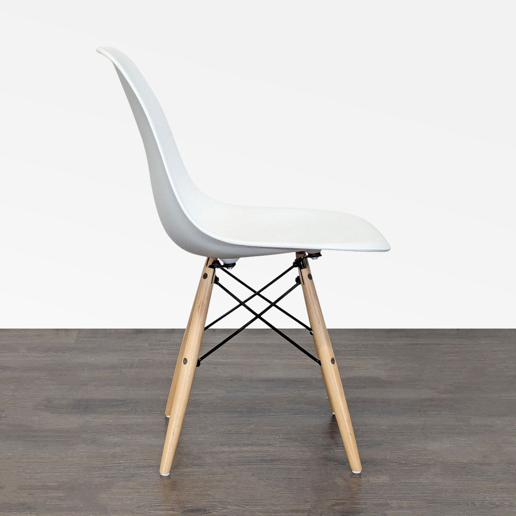 Molded Eiffel Dining Chair