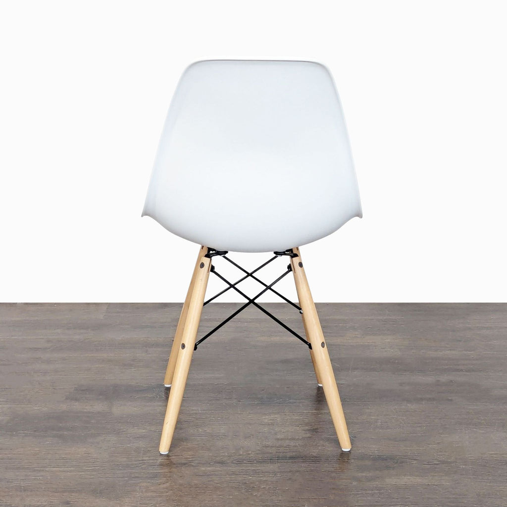 Molded Eiffel Dining Chair