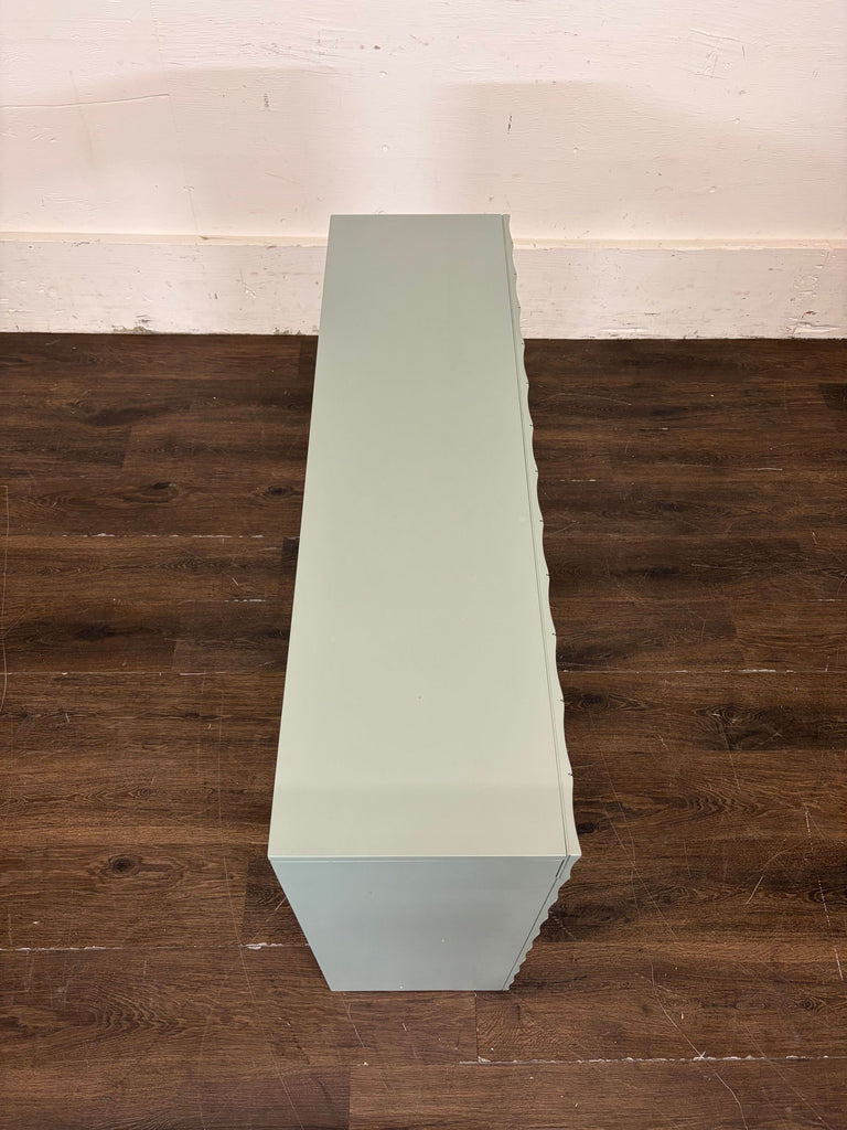 1070876