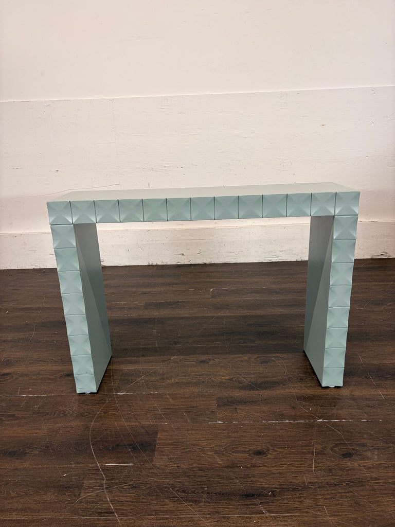 1070876