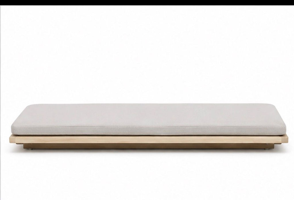 Paolo Lenti
Sabi Chaise Lounge
2015
$5200