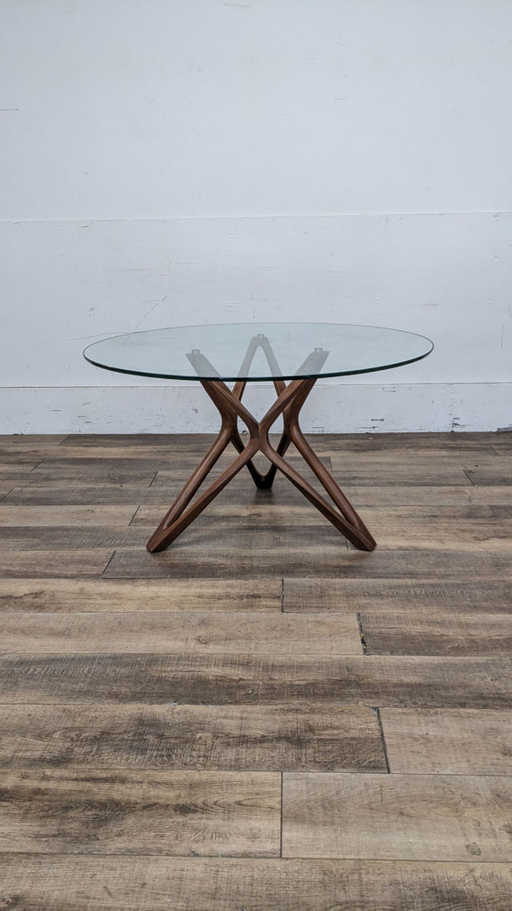 Scandinavian Design round dining table