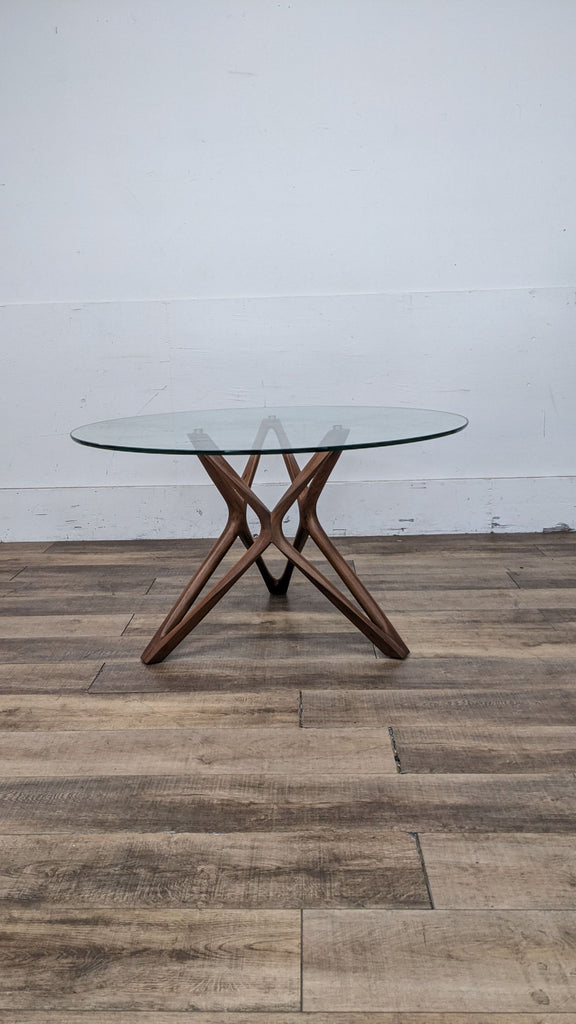 Scandinavian Design round dining table