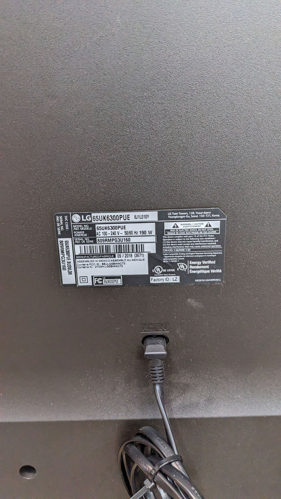 Sleek LG Flat-Screen TV for Modern Entertainment