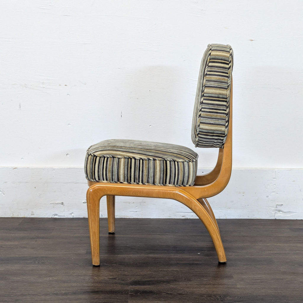 Dining set: Large table with leaf