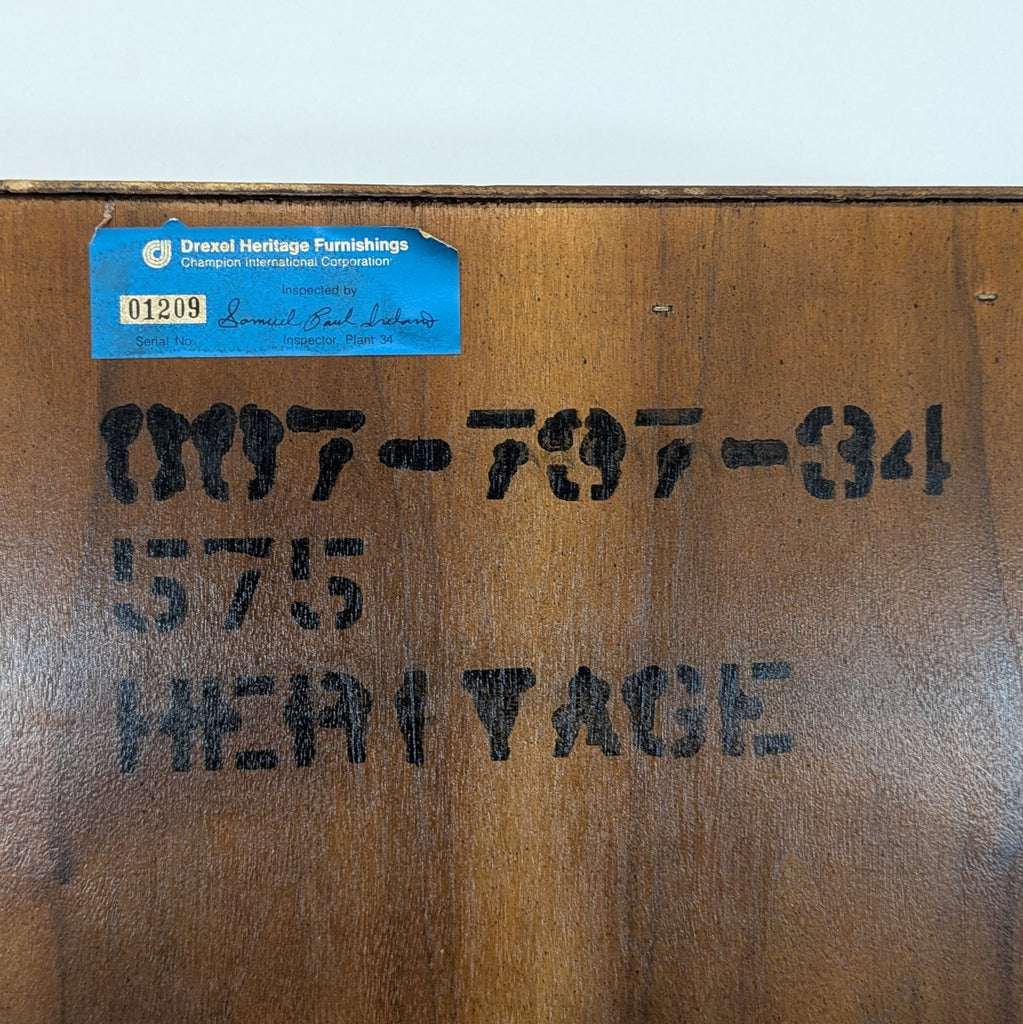 1069436