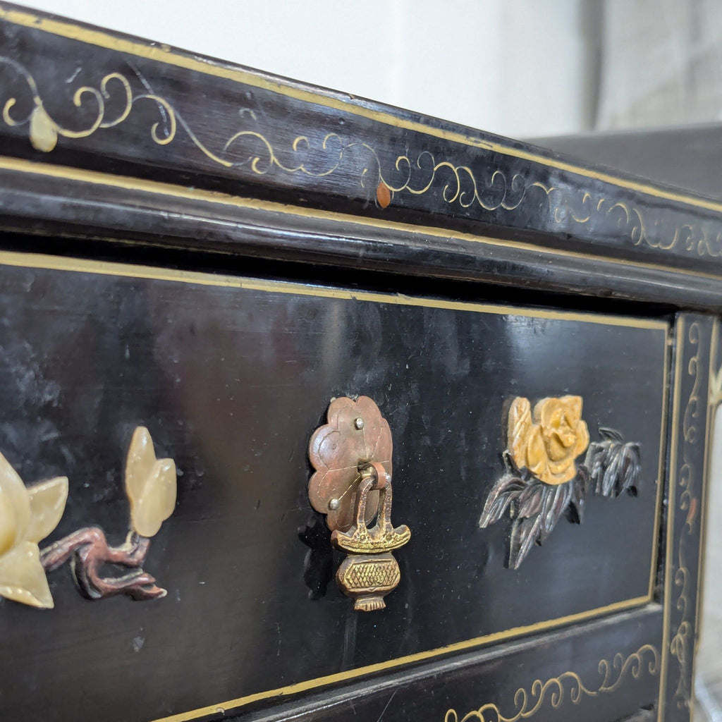 Chinese Cabinet
