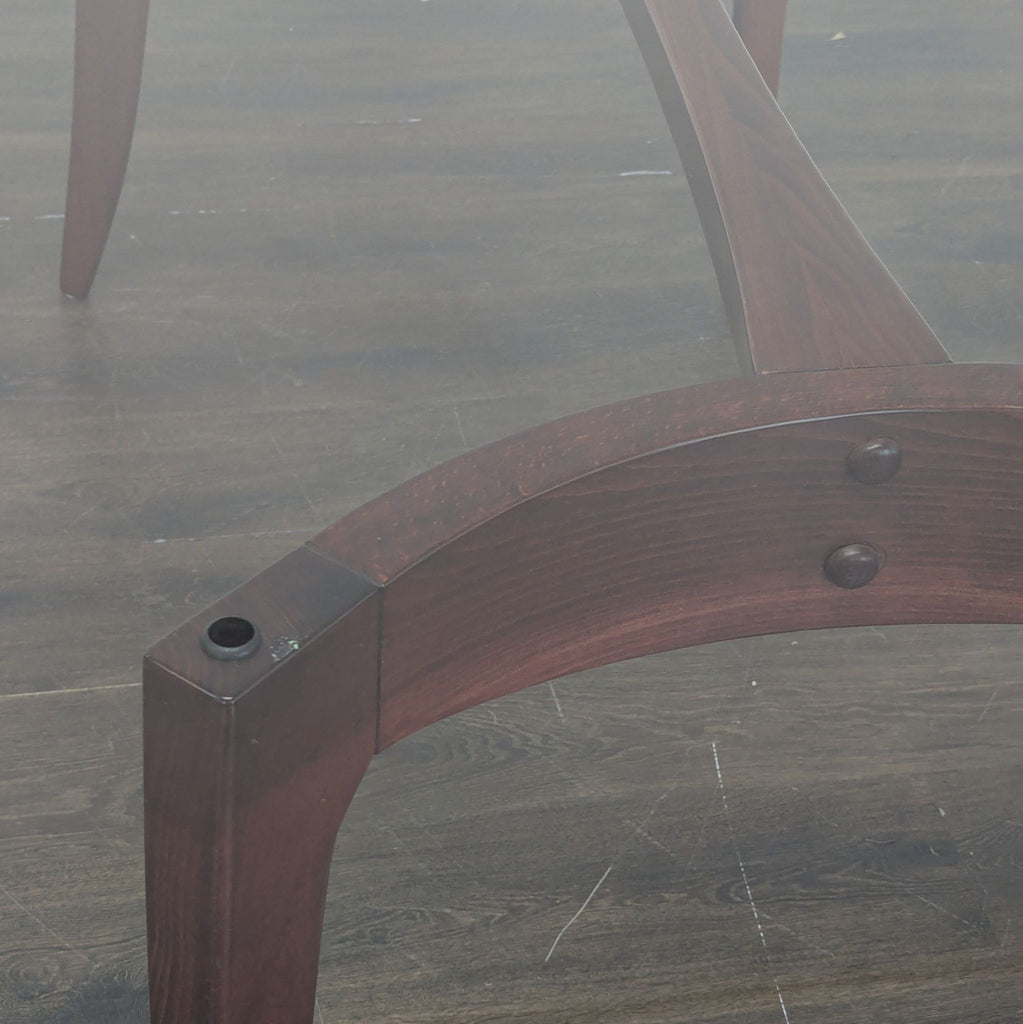 Glass Dining Table
6 Matching chairs (2 with arms, 4 no arms)